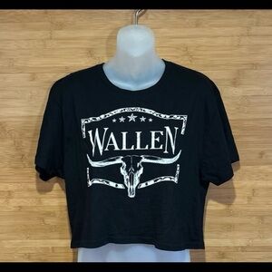 Black Graphic Crop Top